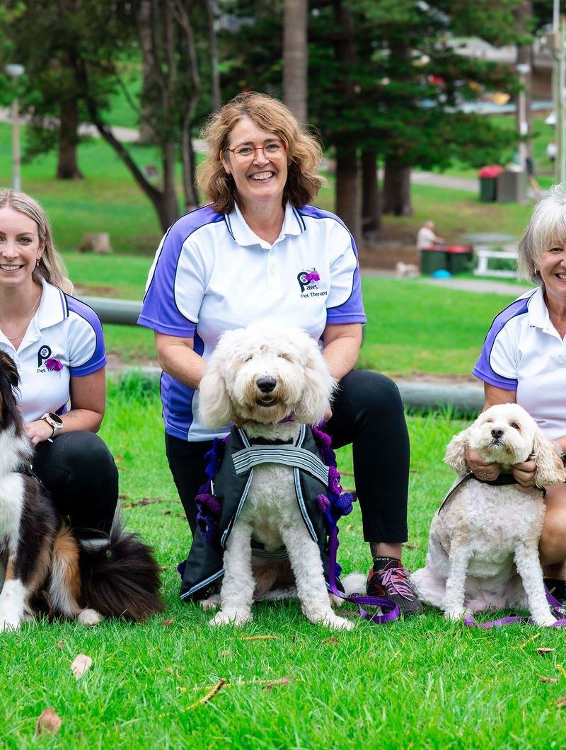 Christina Bakker, PAWS Pet Therapy committee member