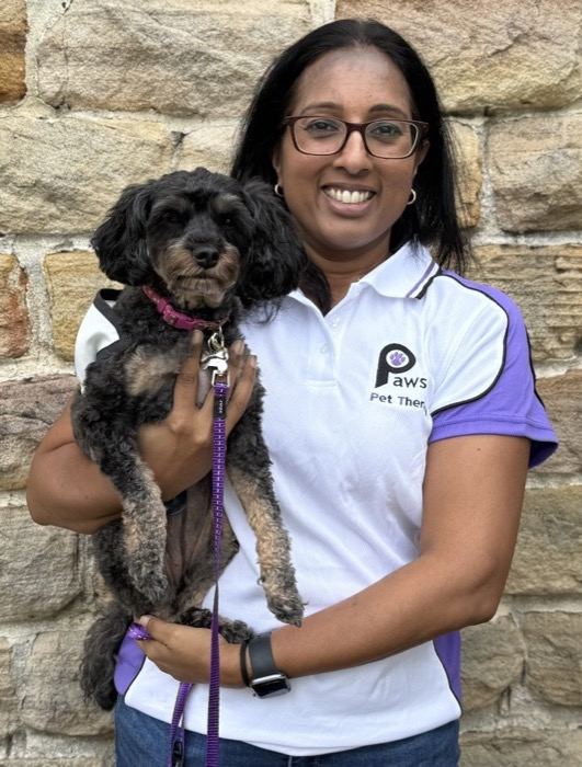 Anita & Shuri, a PAWS volunteer team