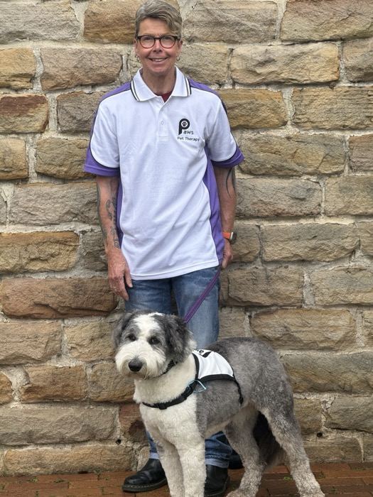 Kt & Macy, a PAWS volunteer team
