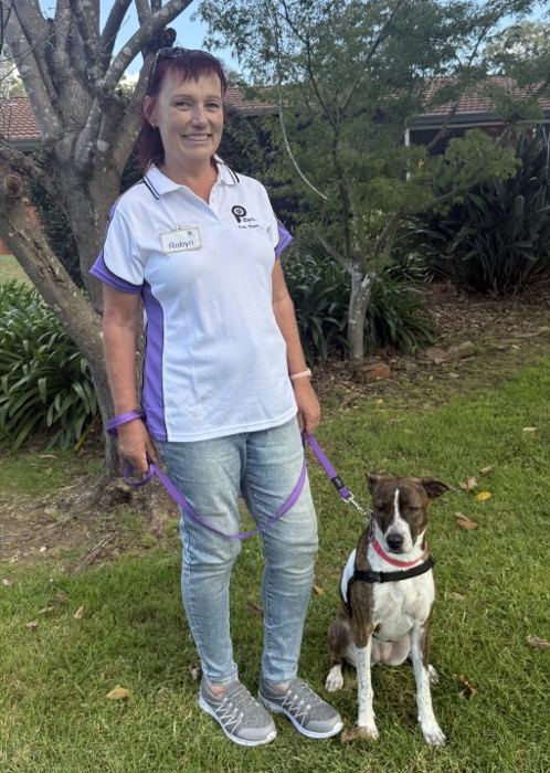 Robyn & Sasha, a PAWS volunteer team