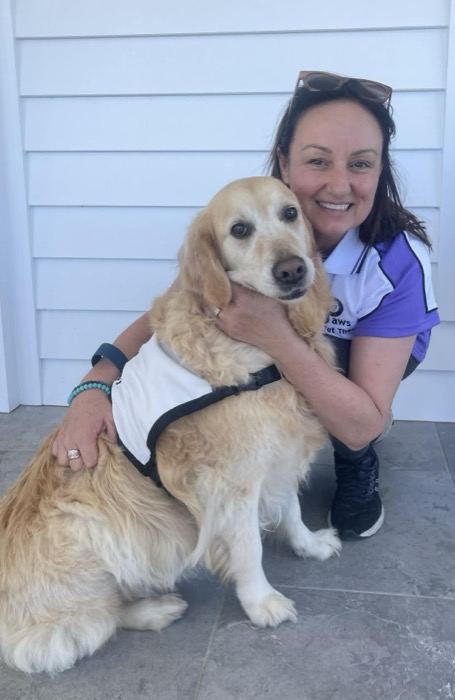 Sabrina & Molly, a PAWS volunteer team